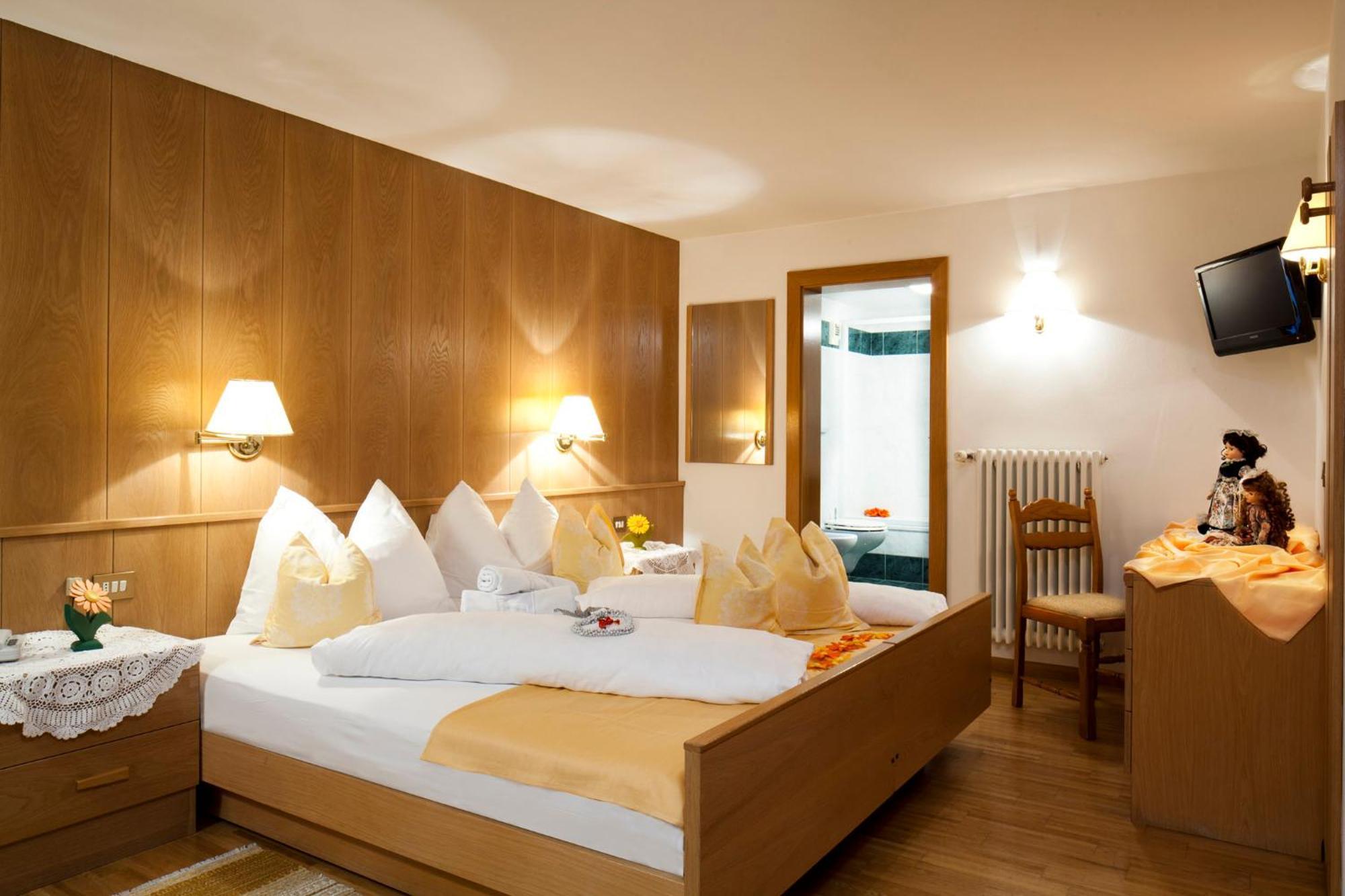 Mountain Hotel Mezdi 콜포소 외부 사진