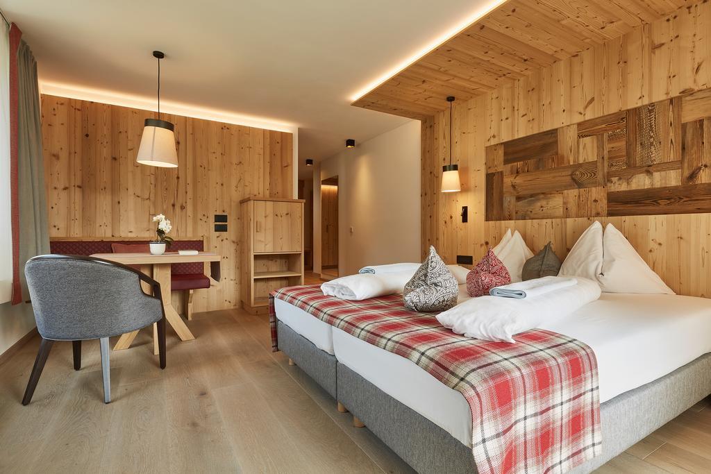 Mountain Hotel Mezdi 콜포소 외부 사진